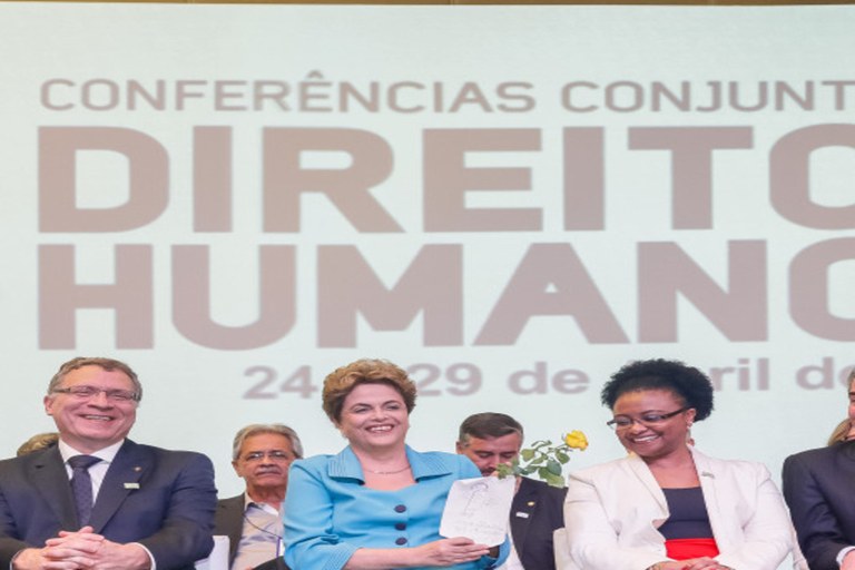 RSF_Dilma-Rousseff-abertura-Conferencia-Nacional-Direitos-Humano_phixr.jpg RSF_Dilma-Rousseff-abertura-Conferencia-Nacional-Direitos-Humano_phixr.jpg