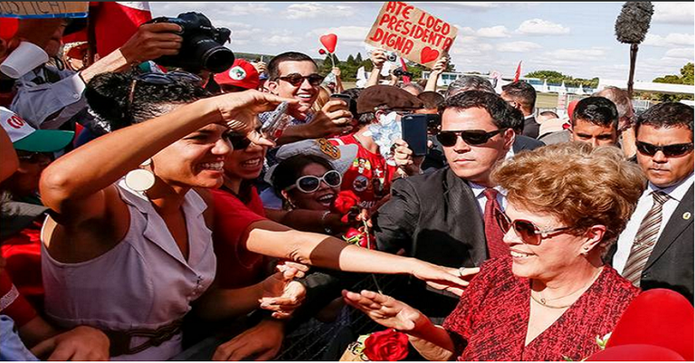 Dilma em Brasília.png