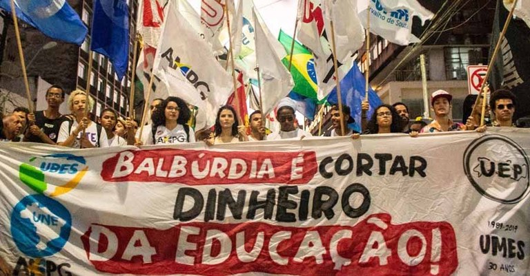 Sem Título-15.jpg Sem Título-15.jpg