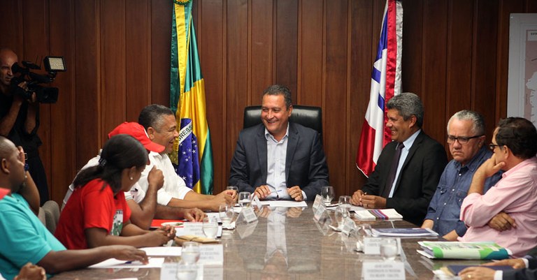 MST Bahia.jpg MST Bahia.jpg