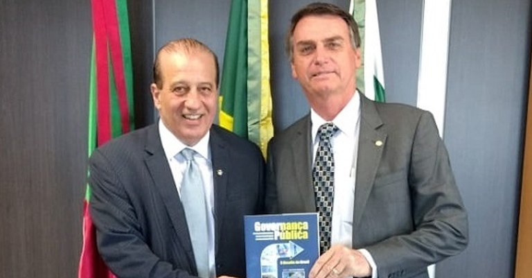 Sem Título-6.jpg Sem Título-6.jpg