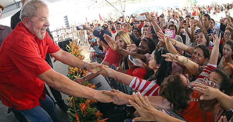 Lula2.jpg Lula2.jpg