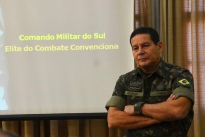 mourão.jpg mourão.jpg