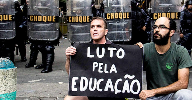 LutoPelaEducacao.jpg