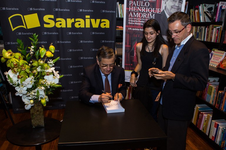 Lançamento_O_Quarto_Poder_Baixa-4516 - Cópia.JPG