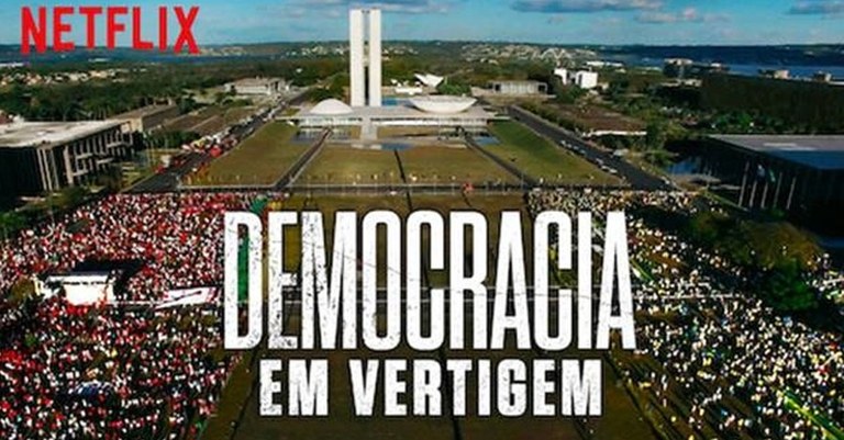 Resultado de imagem para democracia em vertigem indicado ao oscar