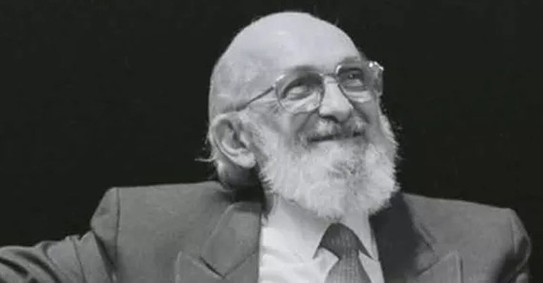 Freire.jpg Freire.jpg