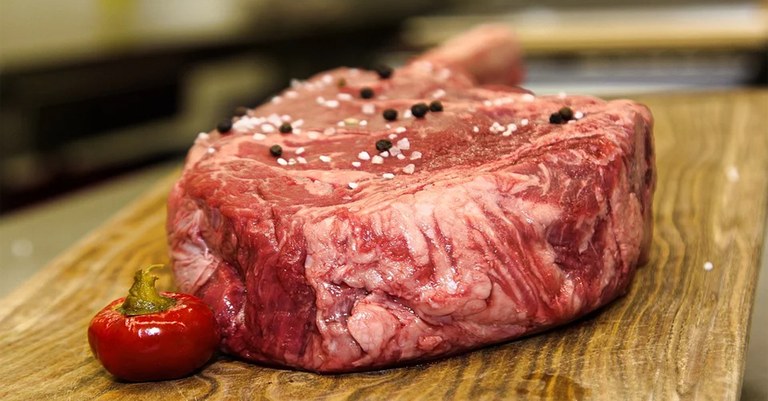 Carne.jpg Carne.jpg