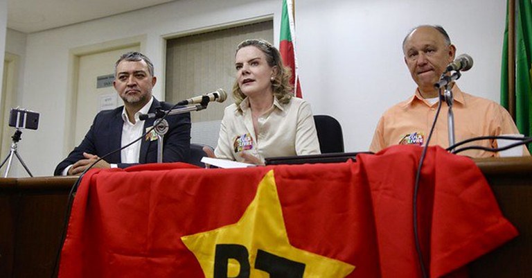 Sem Título-10.jpg Sem Título-10.jpg