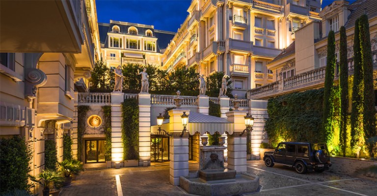 Hotel.jpg Hotel.jpg