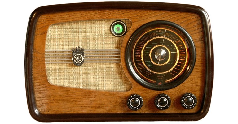 Radio.jpg Radio.jpg