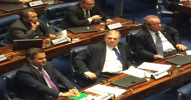 aécio.jpg aécio.jpg