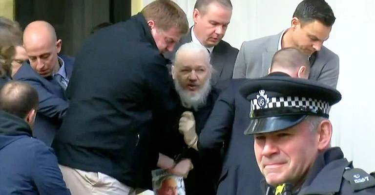 Assange.jpg Assange.jpg