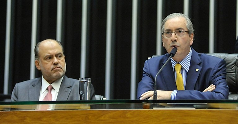 Sem Título-1.jpg Sem Título-1.jpg