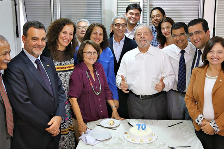 lula e a bancada do pcdob