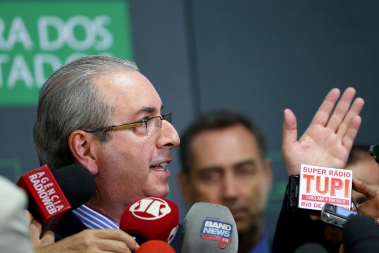 cunha política_phixr.jpg