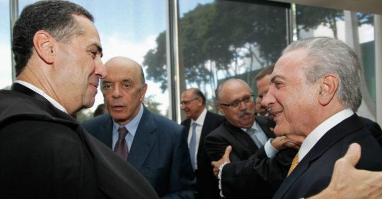 Sem Título-25.jpg Sem Título-25.jpg